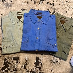 Lot of 3 St John’s Bay Camp Shirts Size L